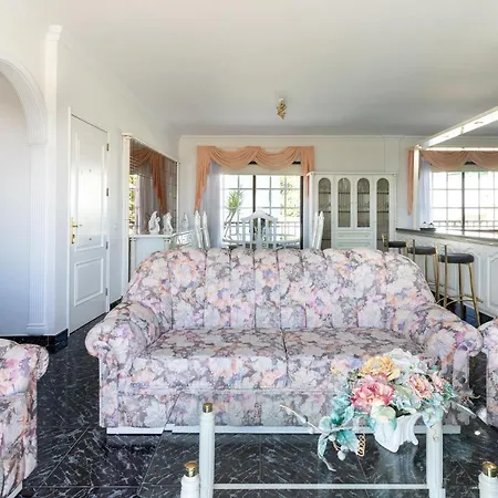 - Wonderful Volcano Views & Terrace. 2 Px. Apartment *